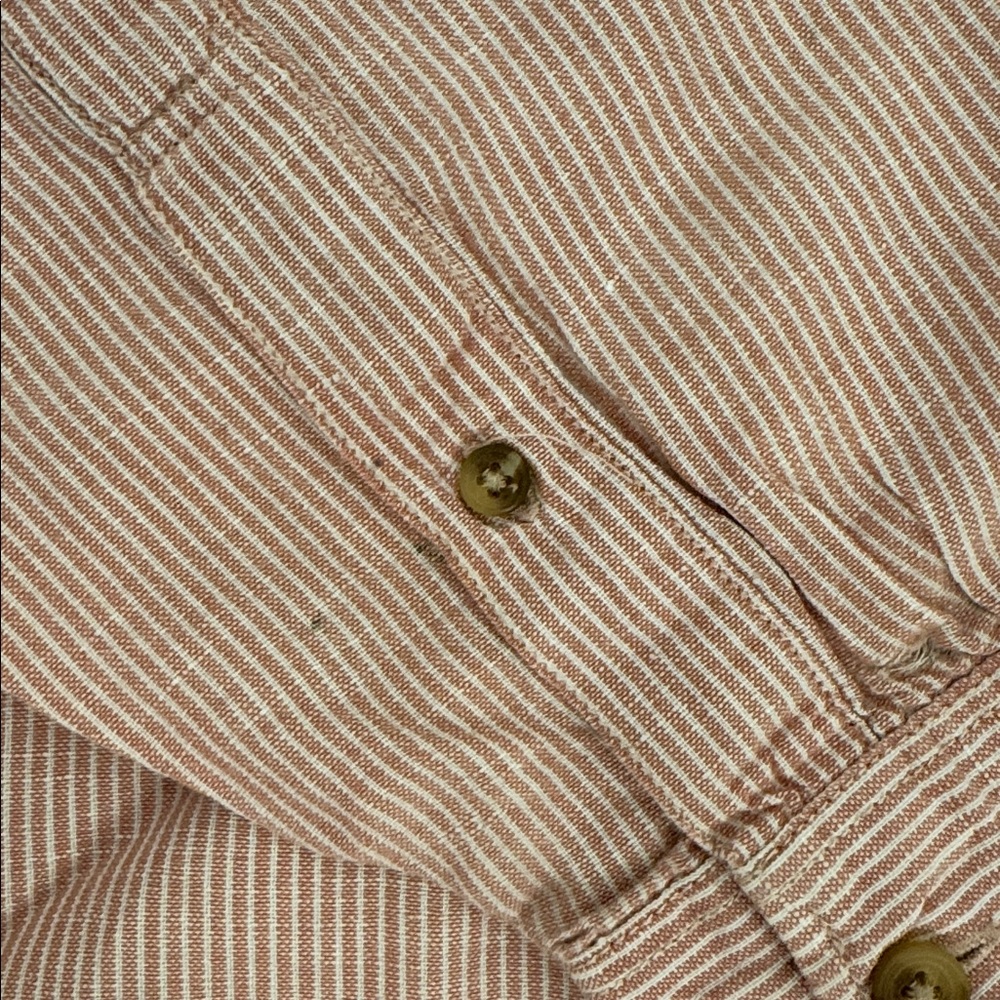 Eddie Bauer Casual Button Up Relaxed Fit Red & White Stripes - Picture 3 of 5